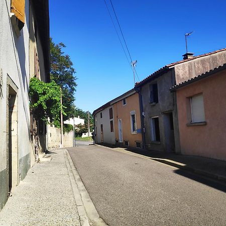 Maison Cosy Et Conviviale, Le B7 Besset ภายนอก รูปภาพ